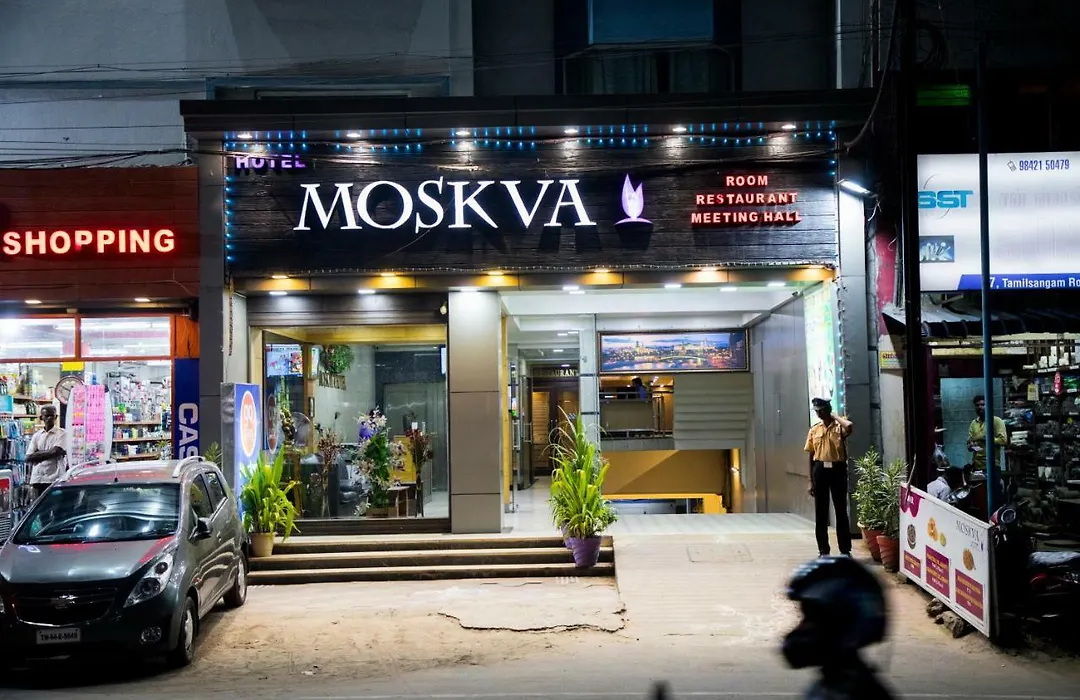 Moskva Hotel-1