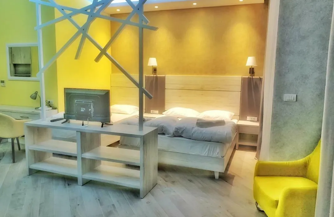 Hotel Pierina-1