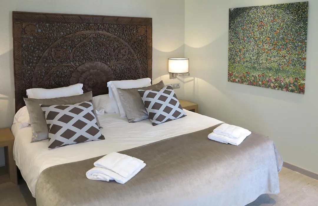 Serennia Exclusive Rooms-1