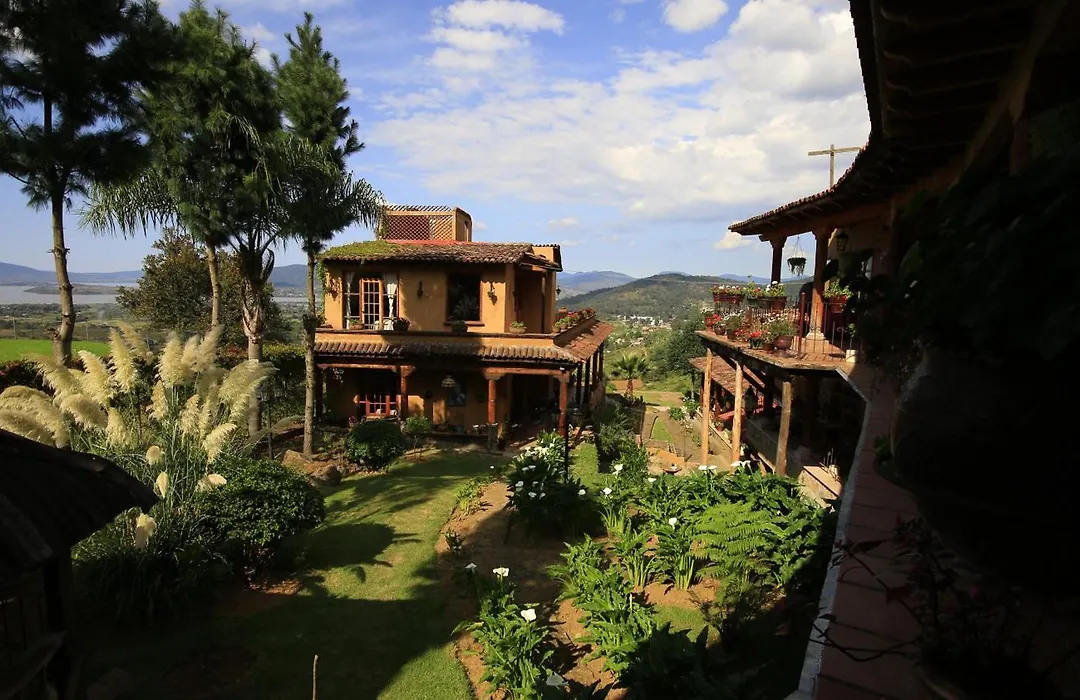 Eco Hotel Ixhi-1