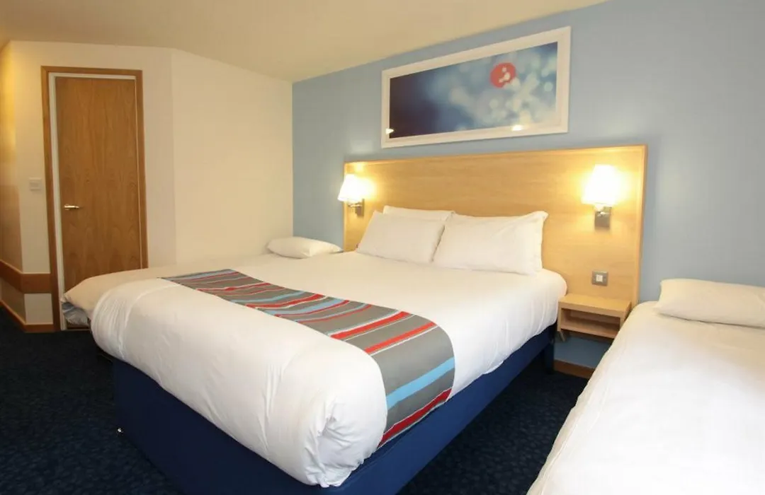 Travelodge Dunfermline-1