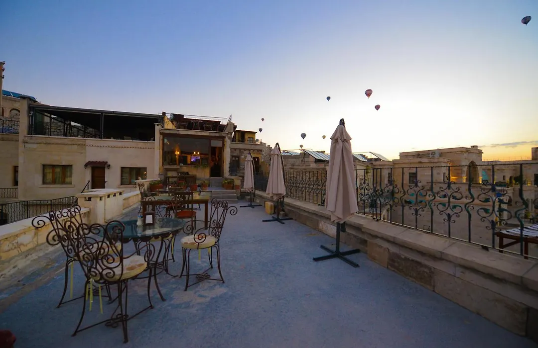 Vineyard Cave Hotel-1