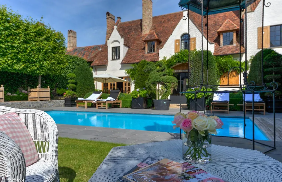 Exclusive Suites The Secret Garden-1