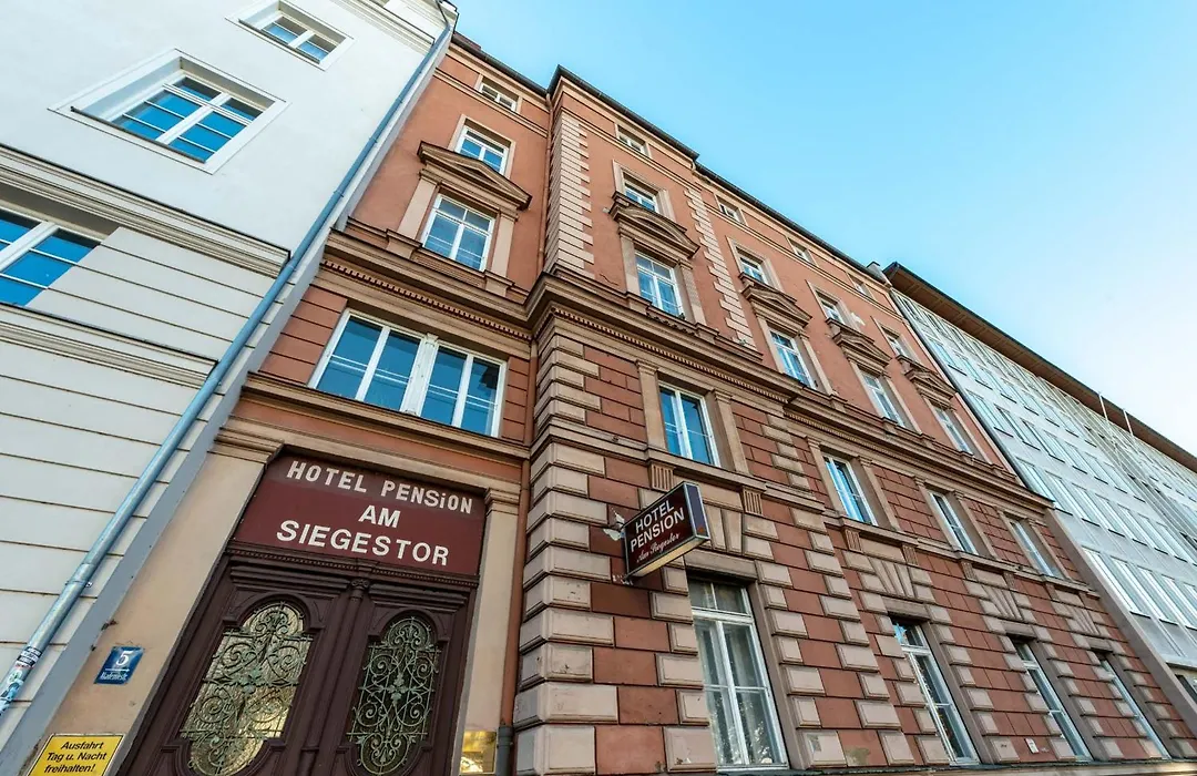 Hotel-Pension am Siegestor-1