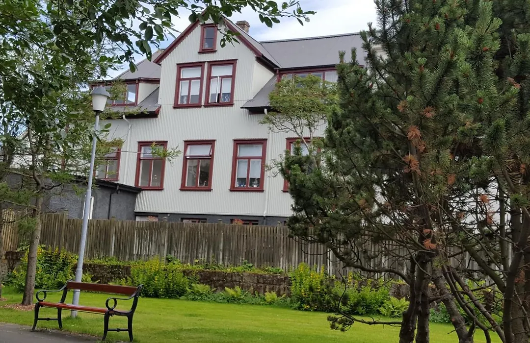 Central Guesthouse Reykjavik-1
