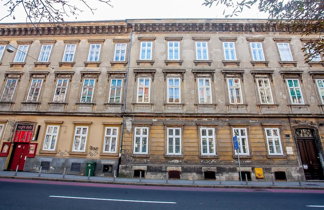 Zagreb City Vibe Apartments & Rooms-1