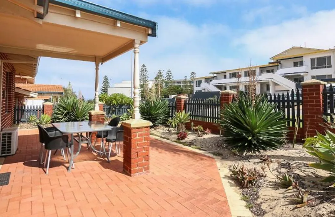 Scarborough Apartments-1