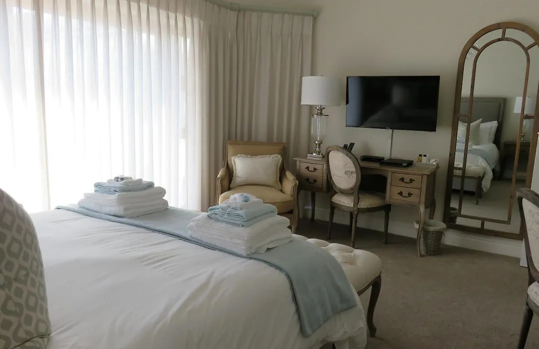 Island Way Villa-1