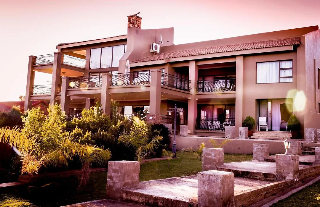 Chateau La Mer Exclusive Guesthouse & Spa-1