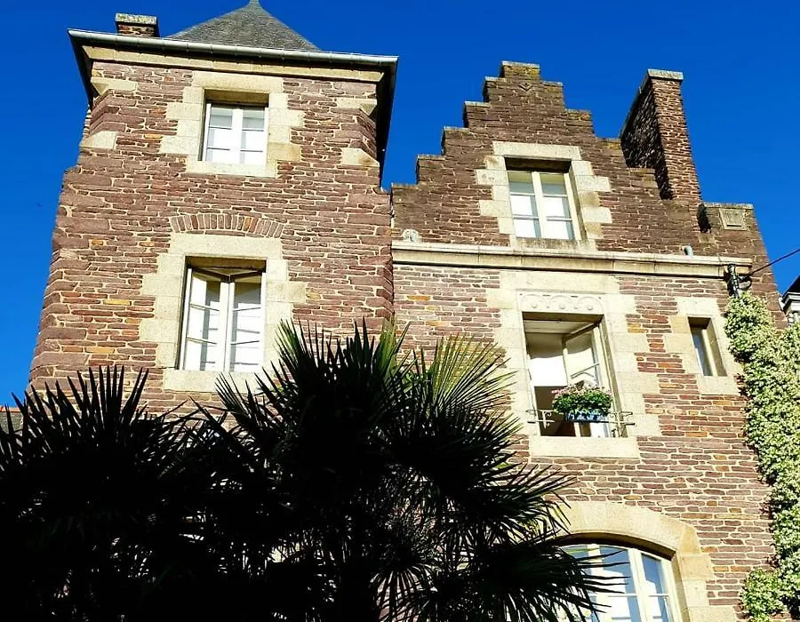 Castel Jolly-1