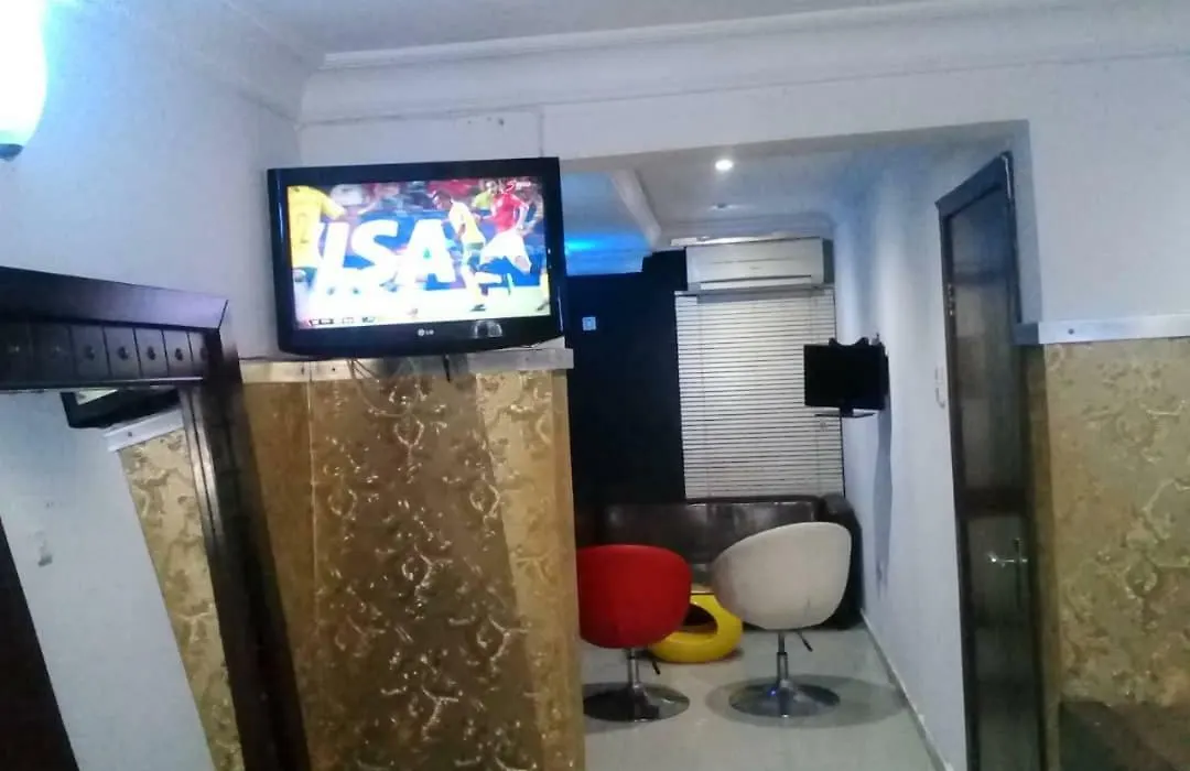 Theodawn Hotels @ Suite 29-1