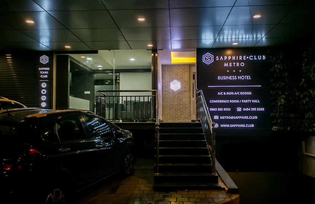 Sapphire Club Metro-1