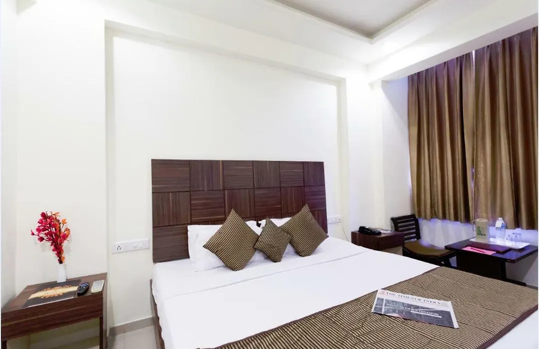 Treatotel-1