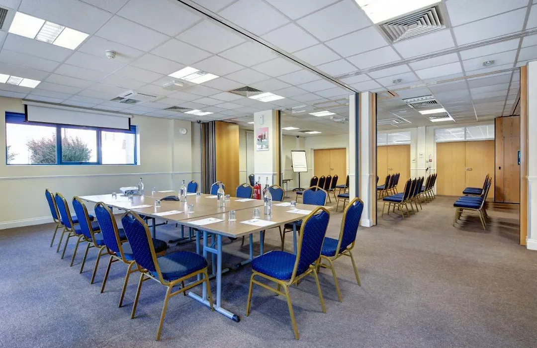 Ibis Styles London Excel-1