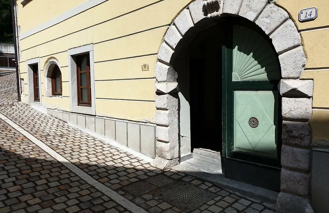 Hotel Raibl E Appartamenti-1
