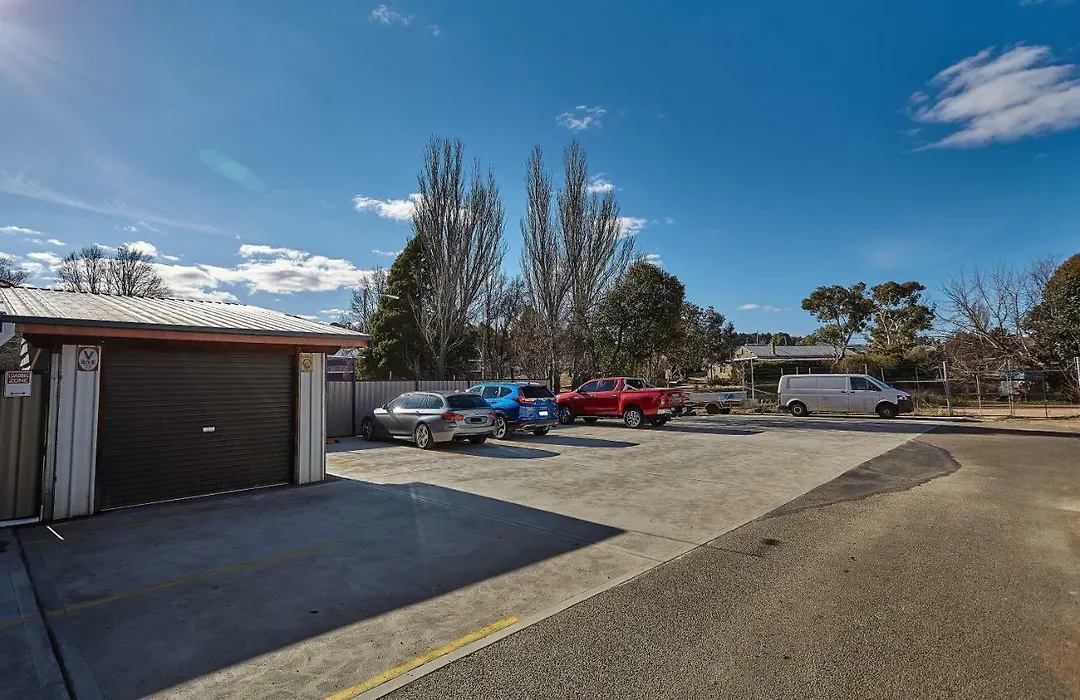 Imotel Cooma-1