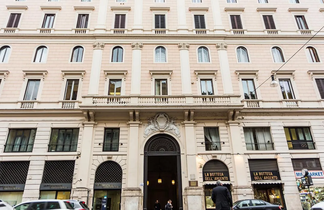 Queen Palace Suites-1