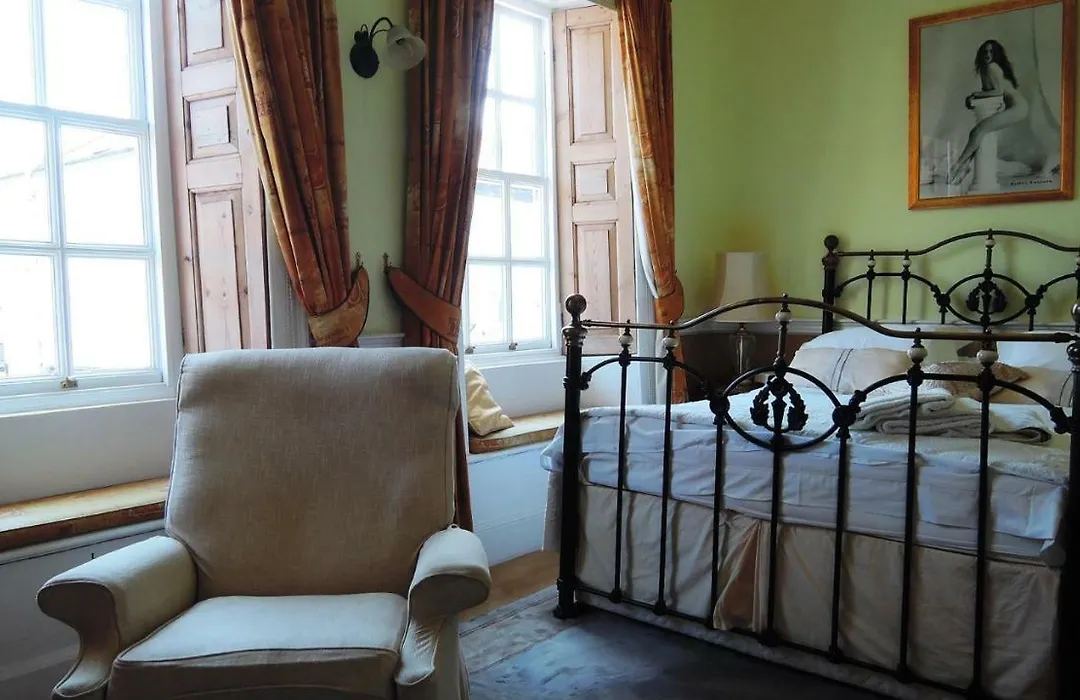 The Georgian House-1