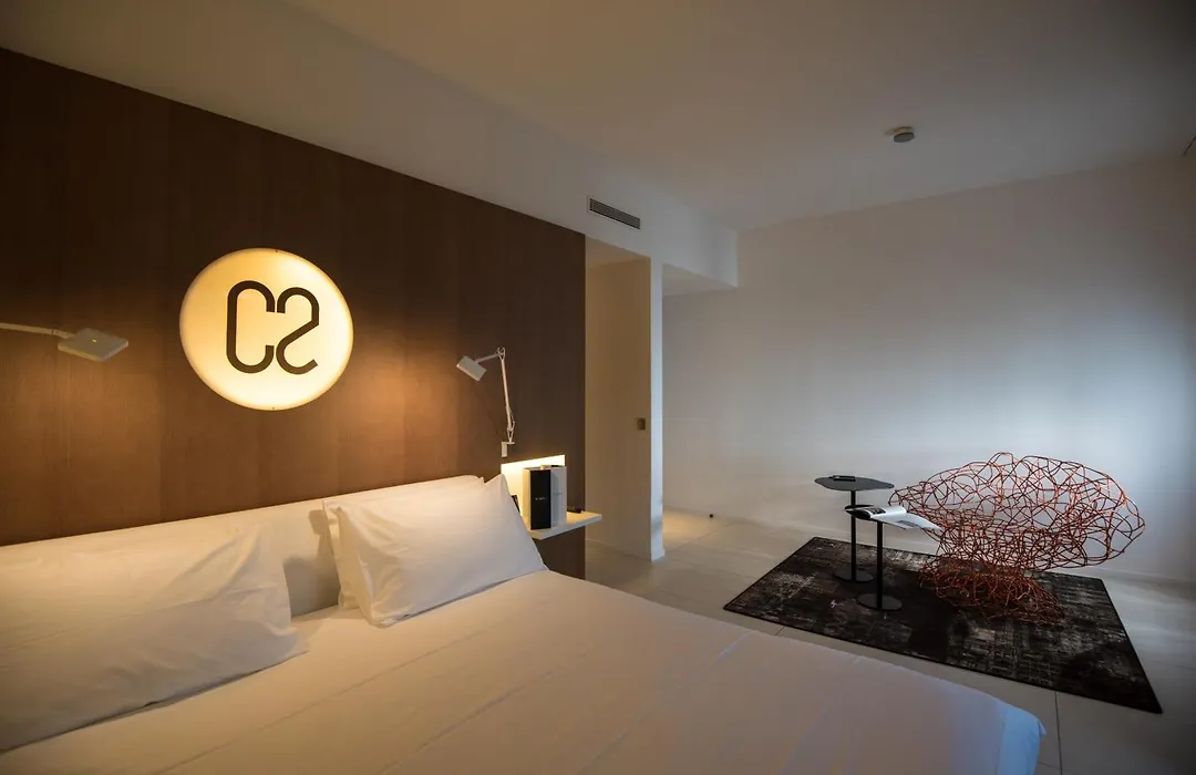 Hotel C2-1