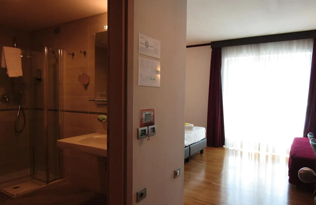 Al Marinaio Hotel Garni-1