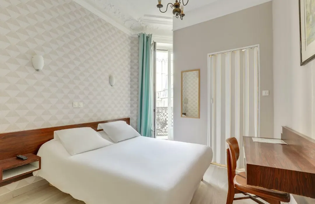 Hotel Des 3 Nations-1