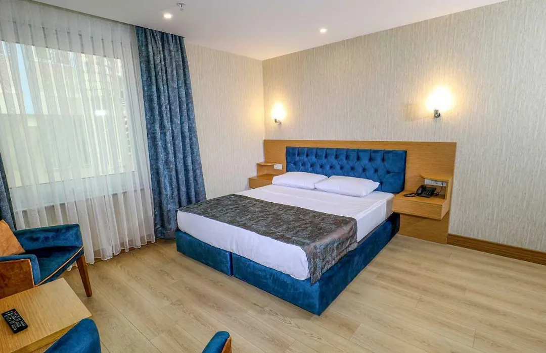 Grand Elmira Suites-1