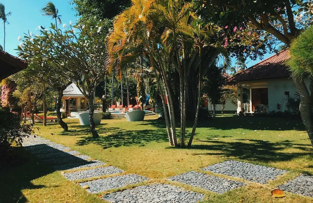 Puri Rinjani Bungalows-1