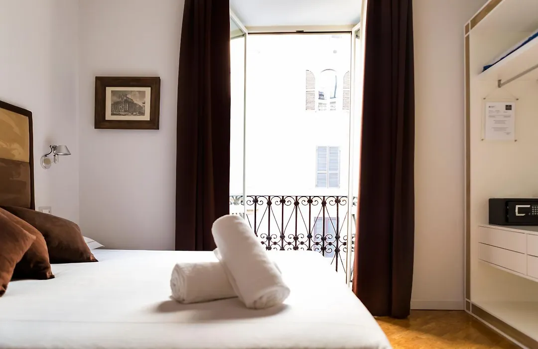 Lahouse Rome By Premium Suites Collection-1
