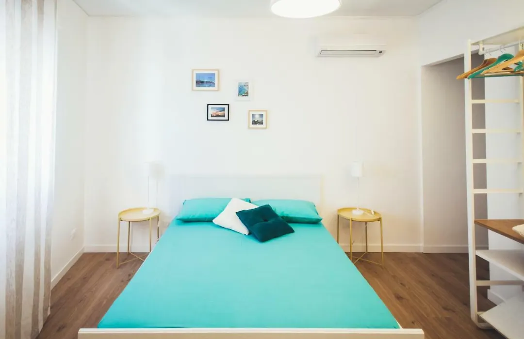 Mondello Beach Rooms - By The Sea-1