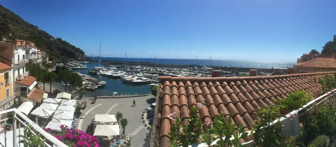 La Racia-1