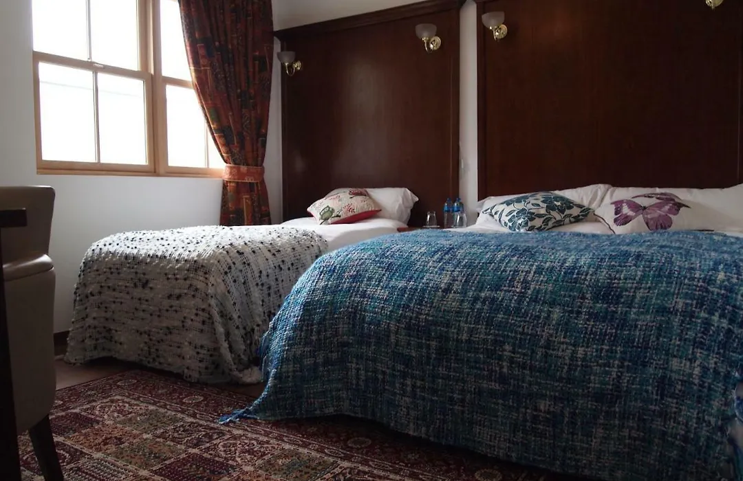 Nore River House-1