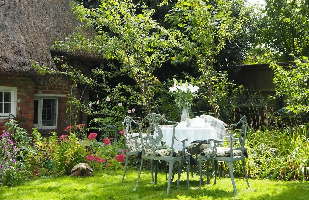 Nightingale Cottage Bed And Breakfast-1