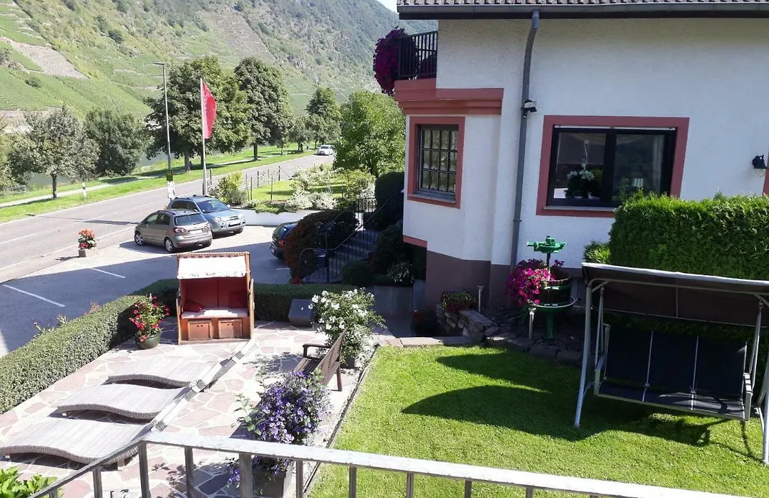 Haus Weingarten APPARTEMENTS-ZIMMER-1