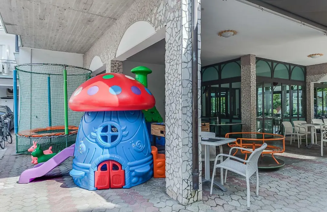 Hotel Giamaika-1