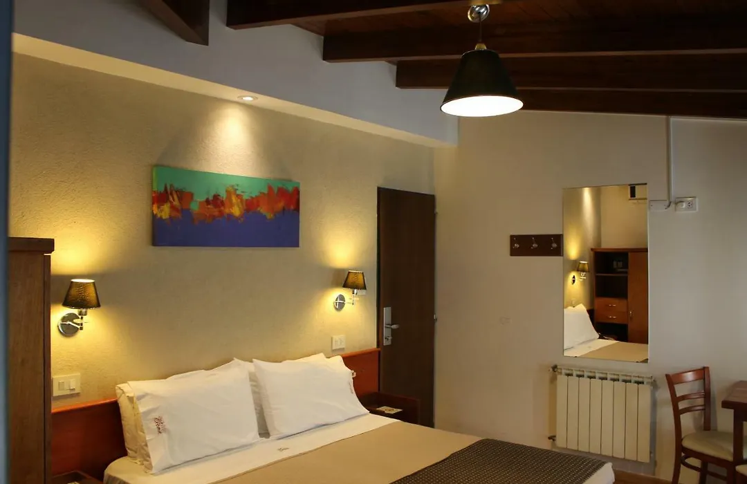 Hotel Viena-1