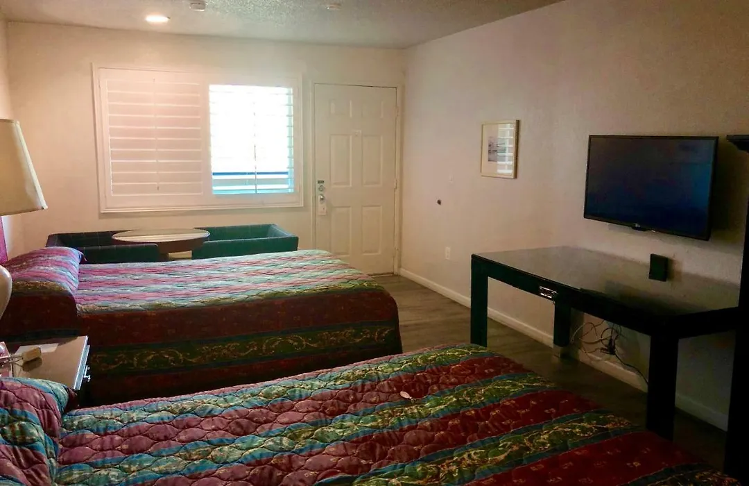 Valley Inn & Suites-1