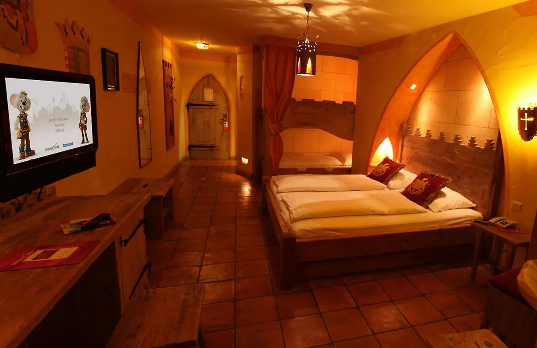 4-Sterne Burghotel Castillo Alcazar, Europa-Park Erlebnis-Resort-1