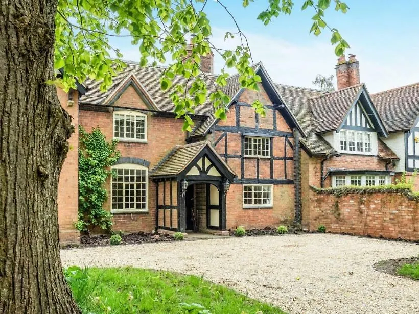 Pinley Hill House-1