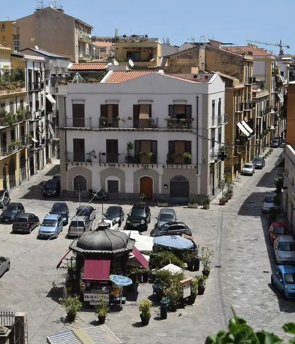 Guest House Beati Paoli-1