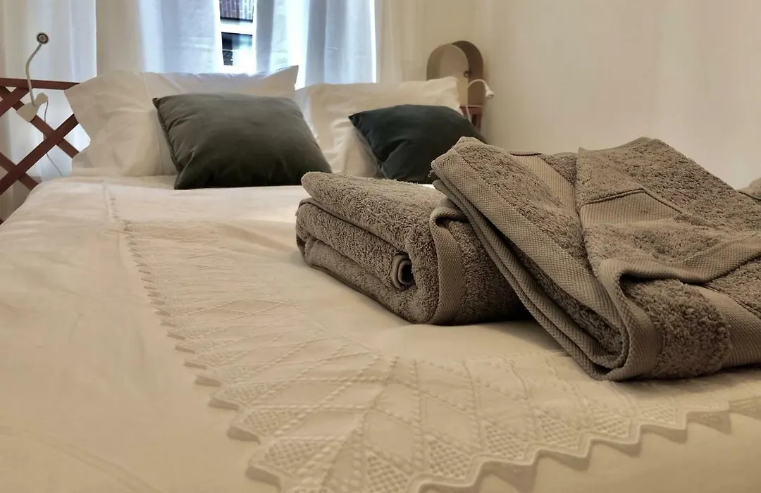 Bee Amsterdam - central apartment in the trendy Jordaan-1