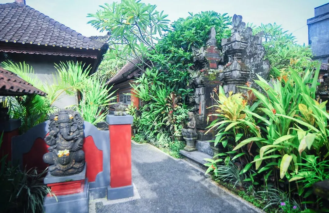 Shindu Home Stay Room 8-1