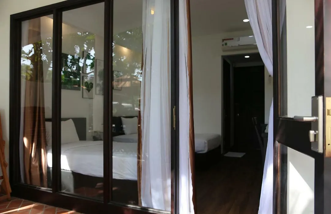 Sunshine Beach Resort-1