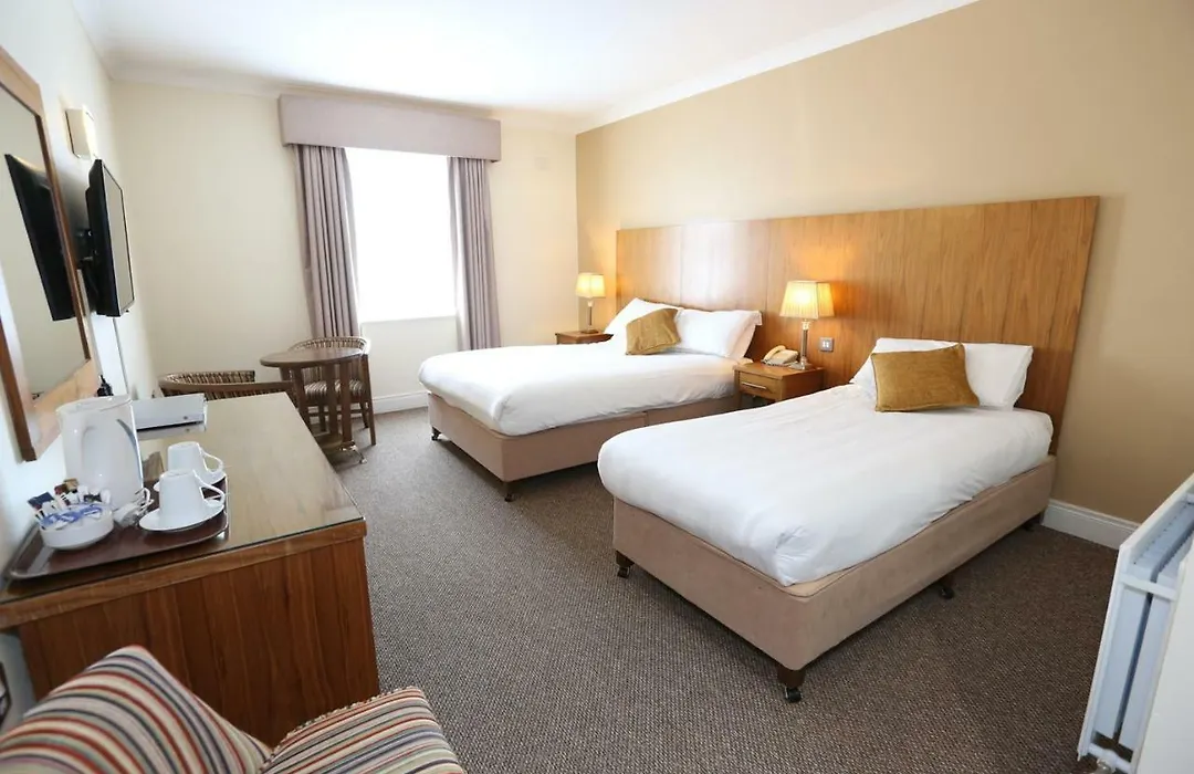 Auburn Lodge Hotel & Leisure Centre-1