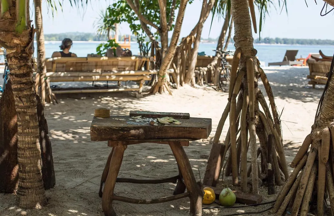Island View Bar & Bungalow-1