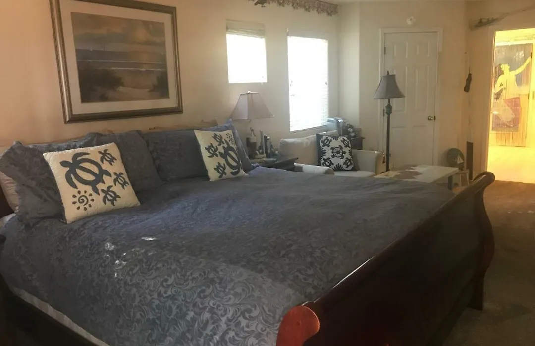 Her Castle Bed And Breakfast-1