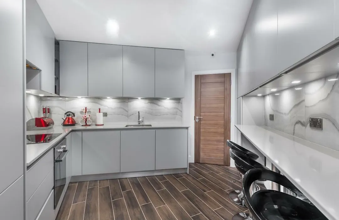 Ta House-1