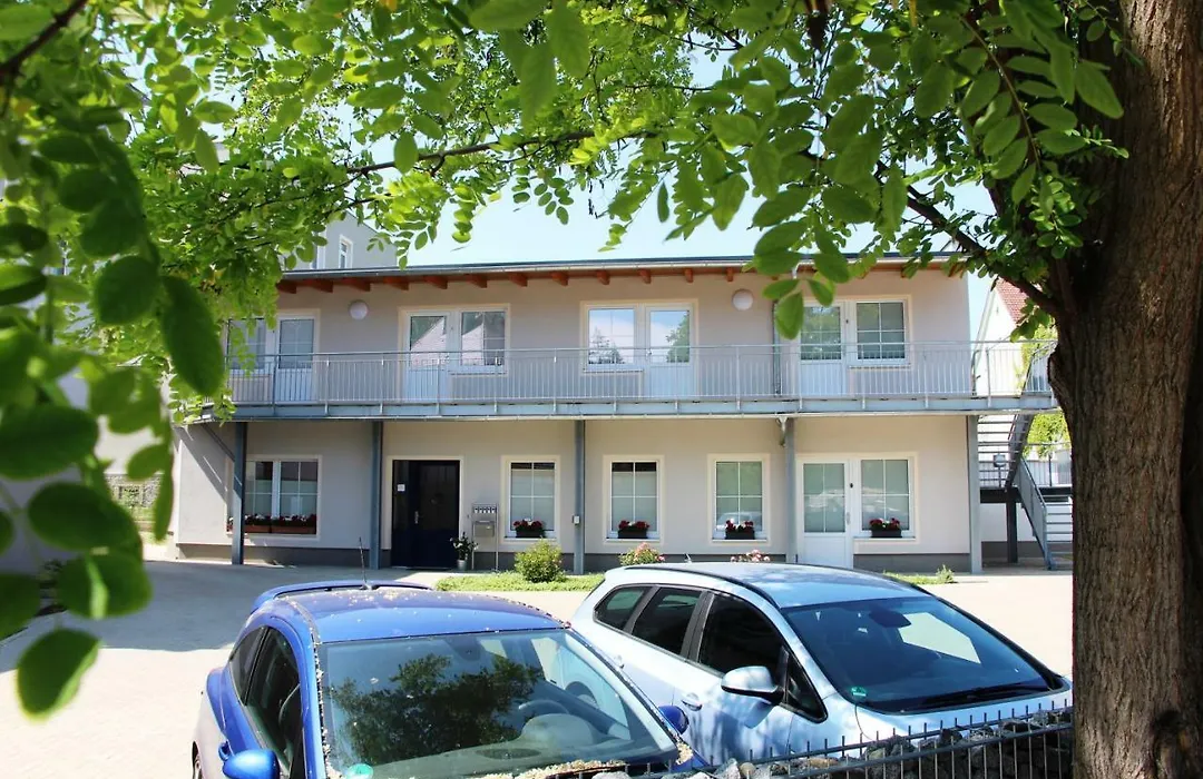 Pension Am Ziegelwall-1
