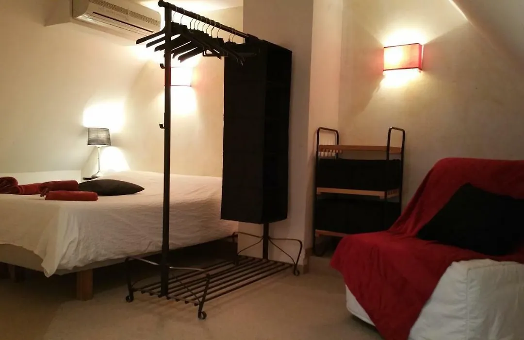 Chambres Touristiques La Cour Des Hotes-1