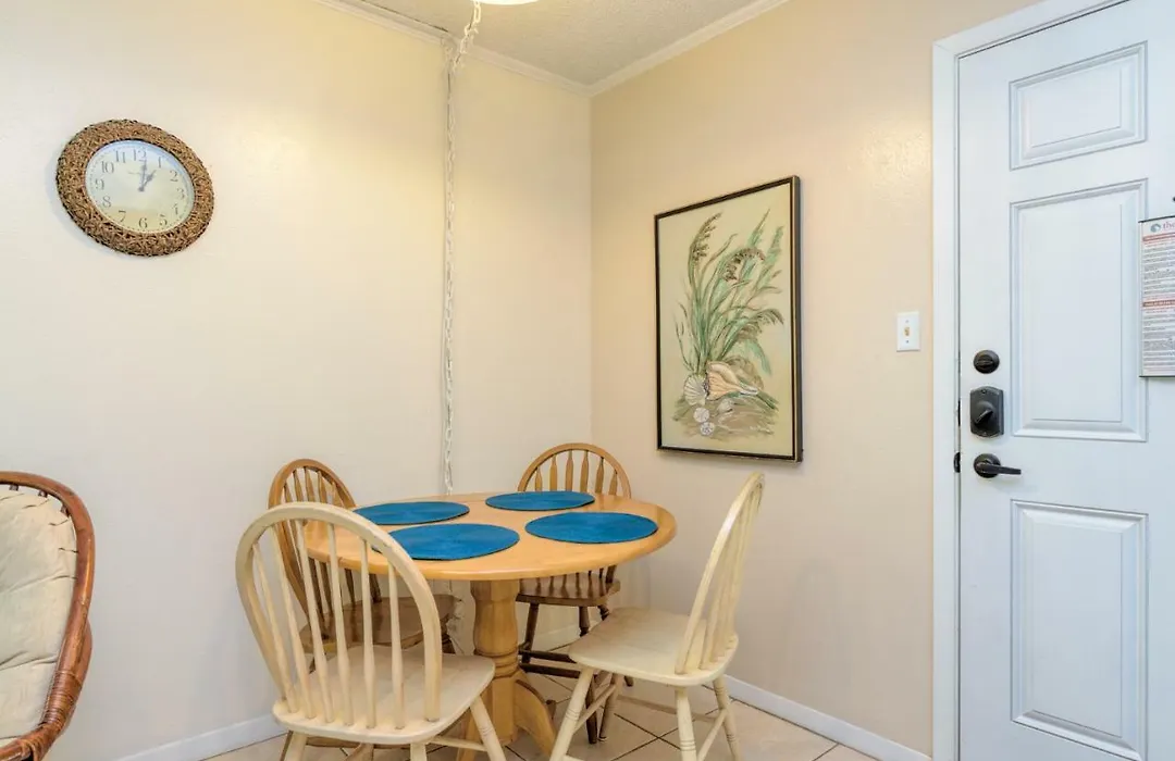 The Tiki- Beach Front Complex! Unit 106-1