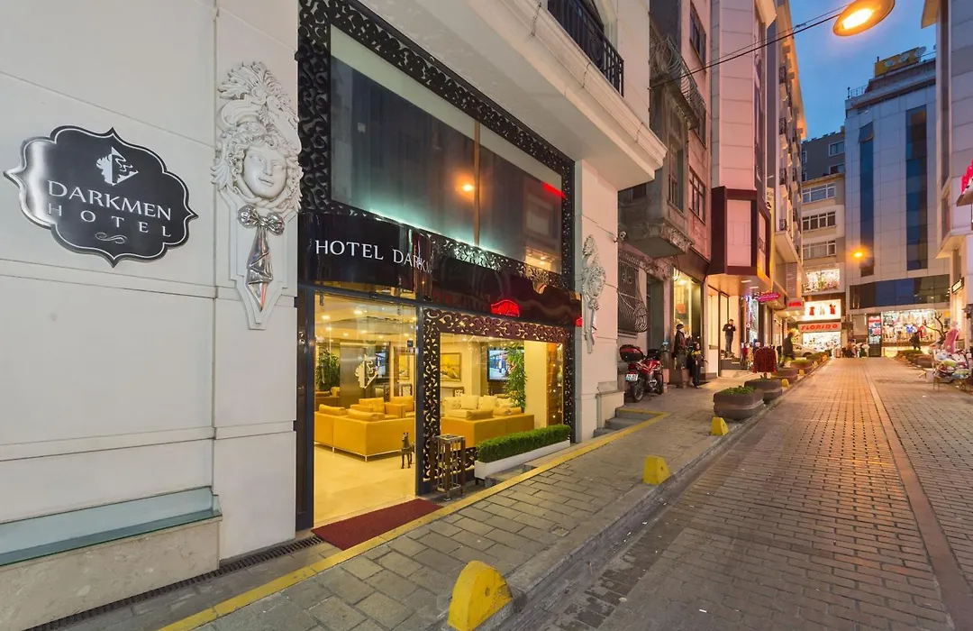 Darkmen Hotel-1